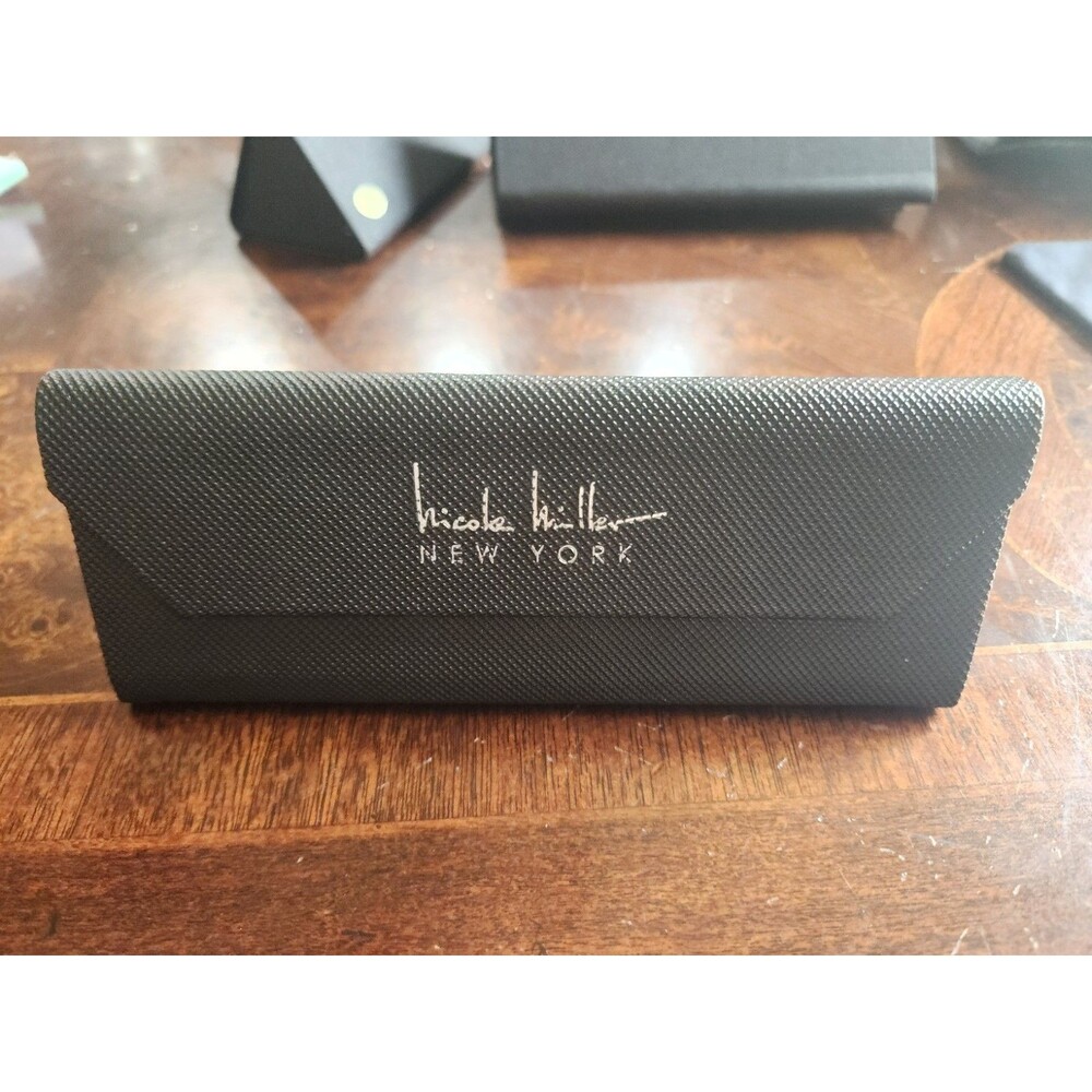 Nicole Miller Semi Hard Sunglasses Case Black Green Tri Fold Magnetic Closure